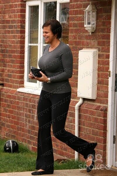 Jade Goody - tetas, pokies, culo, gordita,