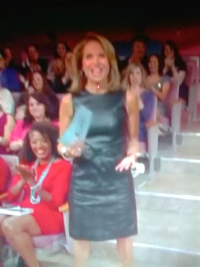 Katie Couric - Vestido de couro