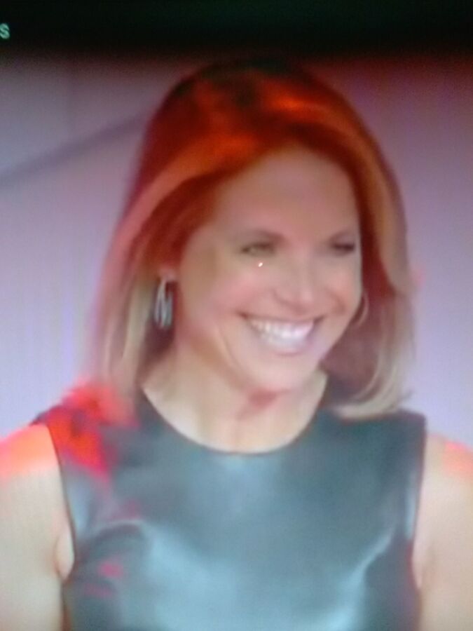 Katie Couric - Vestido de couro