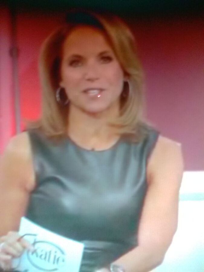 Katie Couric - Vestido de couro