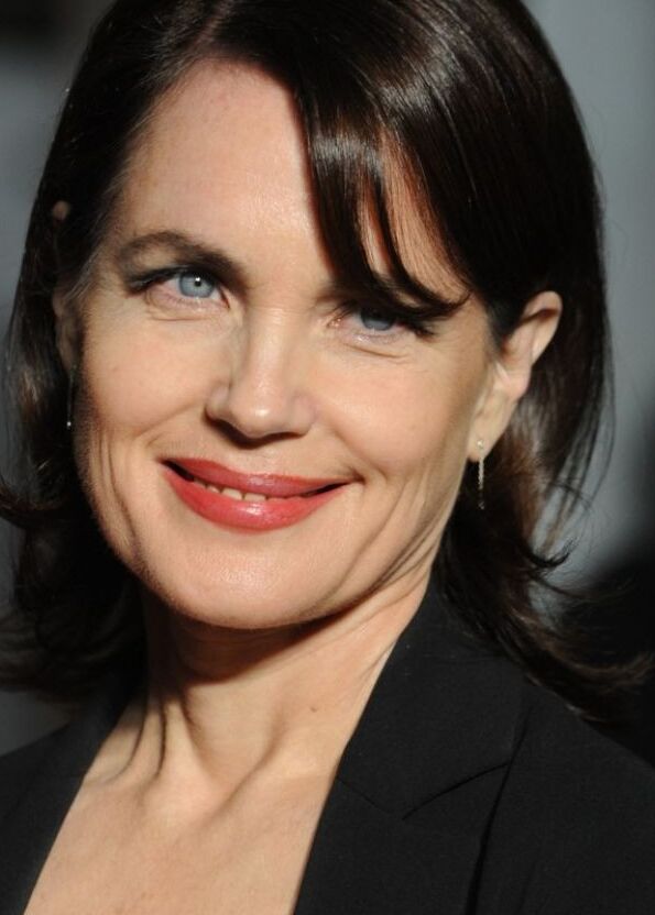 Elizabeth McGovern - i think she is stunning