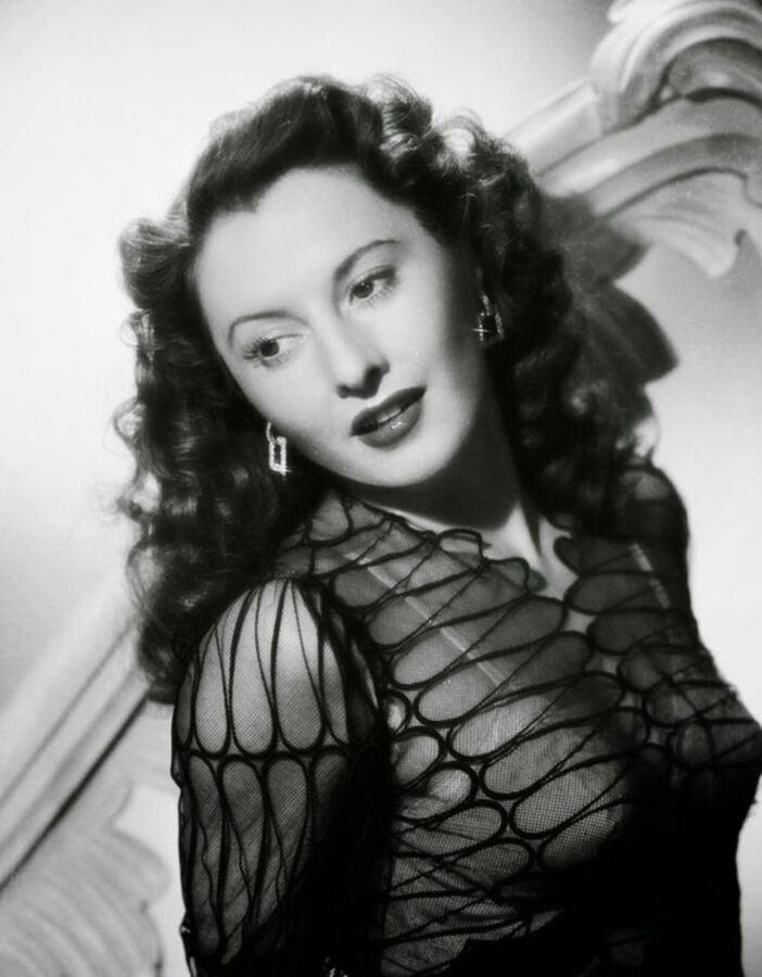 Garotas famosas: Barbara Stanwyck