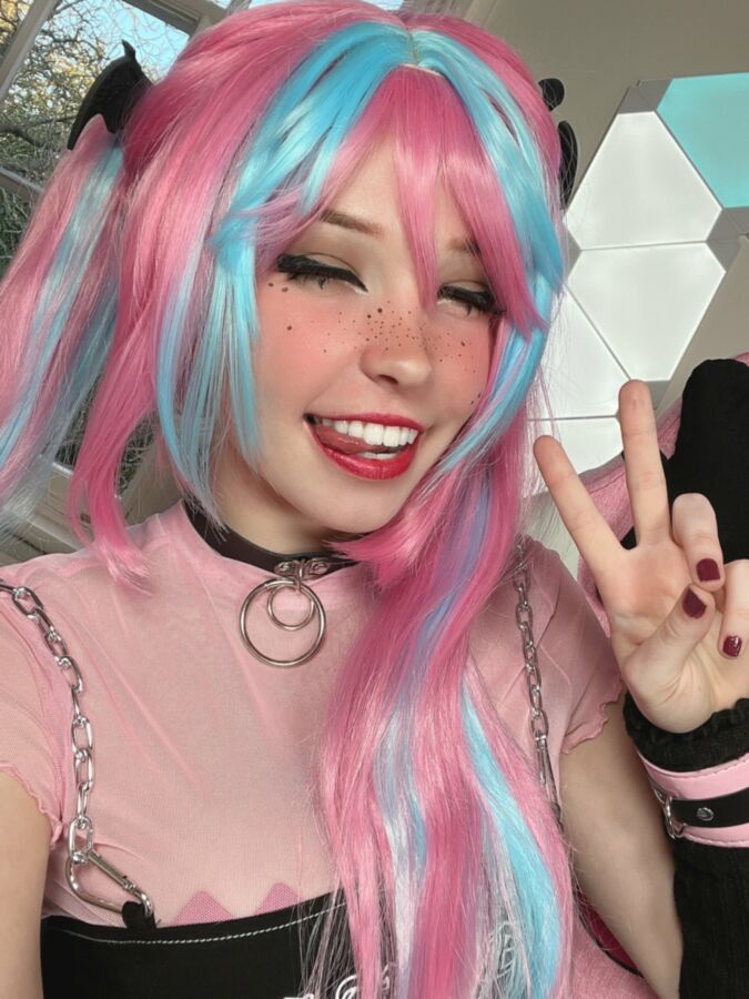 Belle Delphine - Bubble gum emo part one