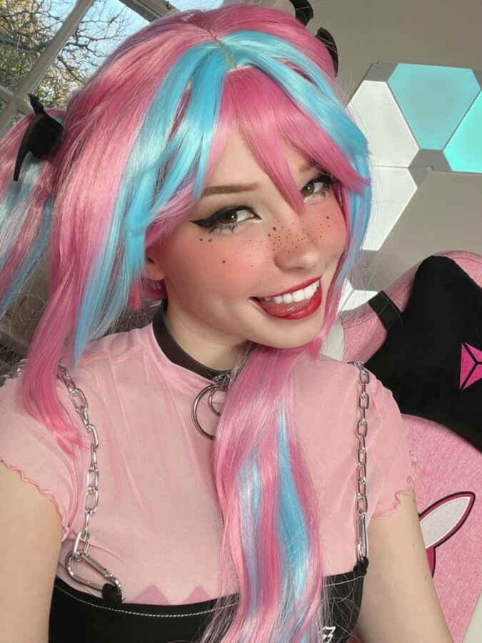 Belle Delphine - Bubble gum emo part one