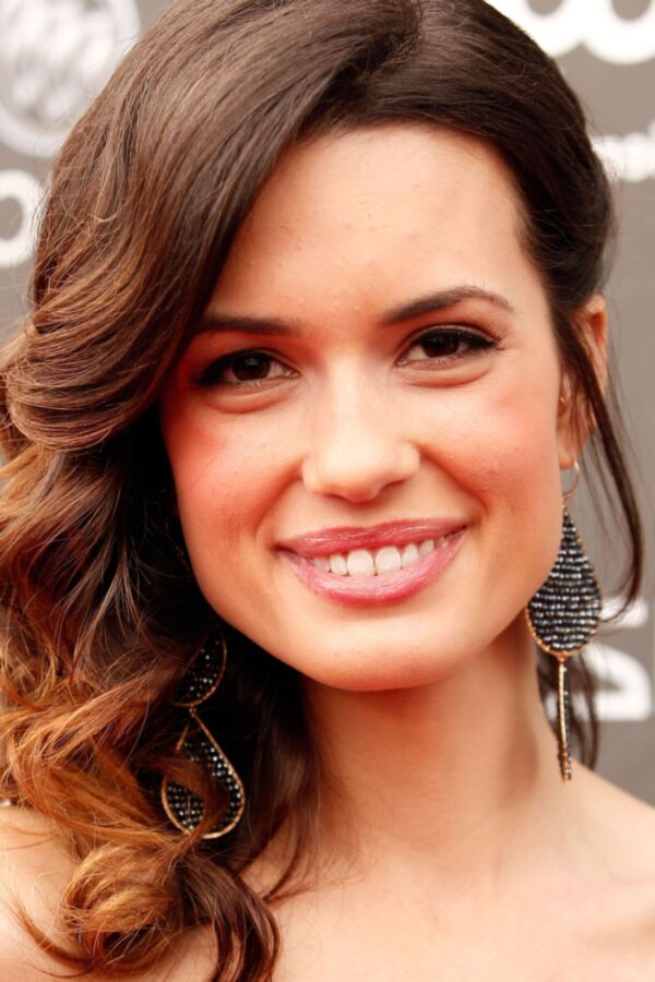 Torrey DeVitto/atriz americana