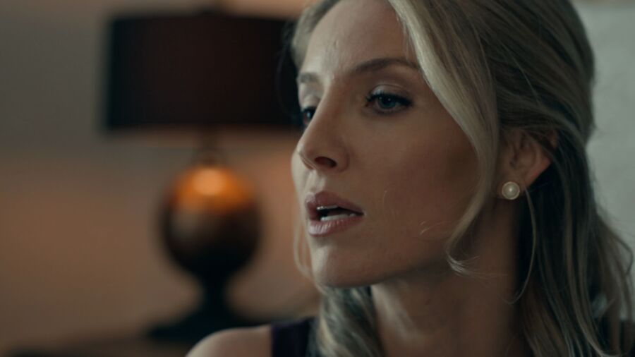 Annabelle Wallis -A voz mais alta K