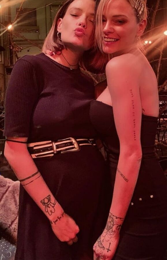 Silvia Provvedi (Donatella) pregnant