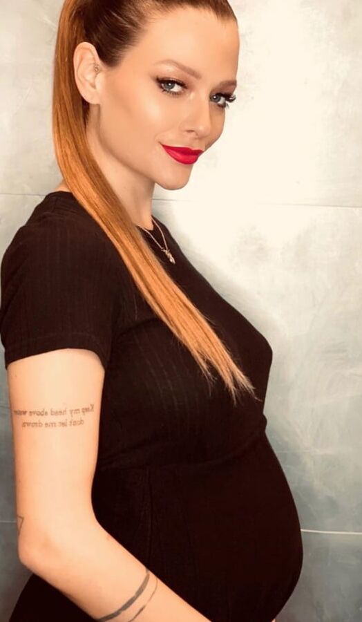 Silvia Provvedi (Donatella) pregnant