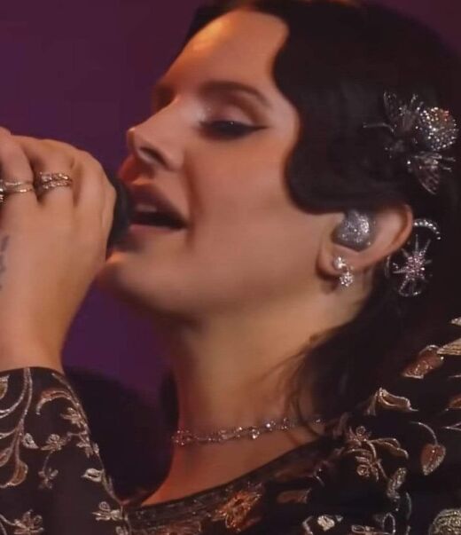 Beautiful Noses (Lana Del Rey)