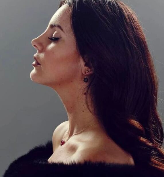 Beautiful Noses (Lana Del Rey)