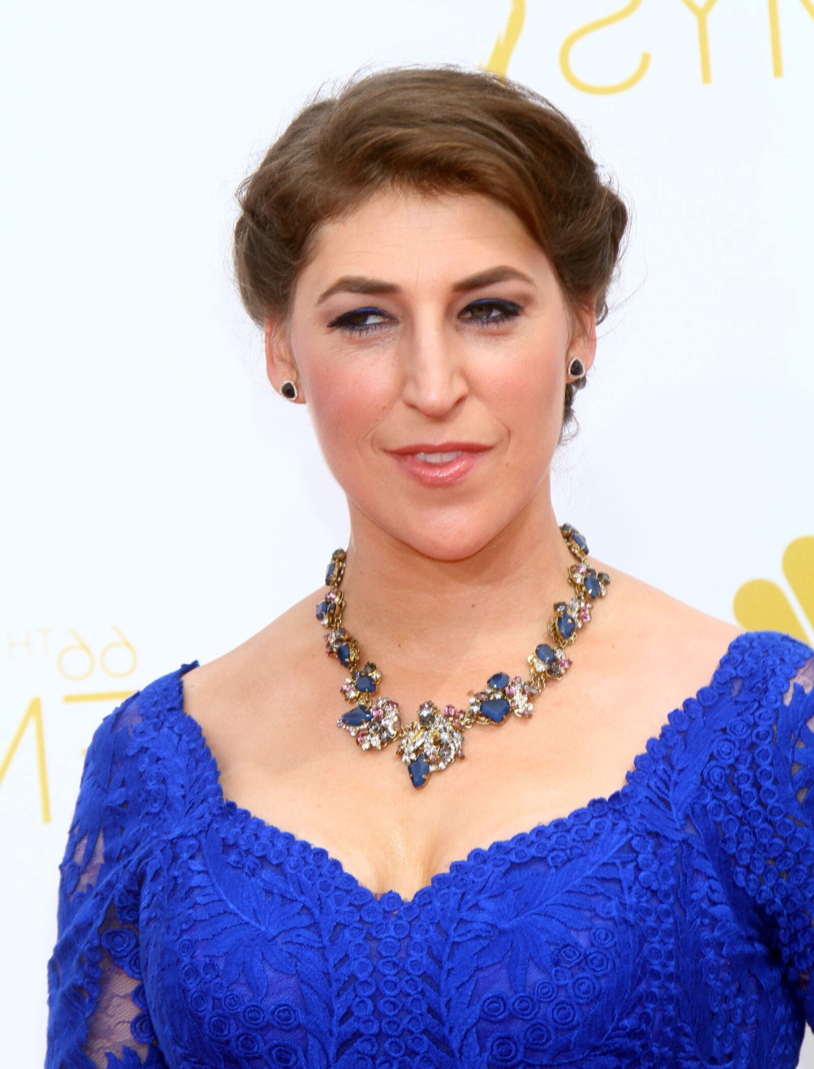 Titten Mayim Bialik