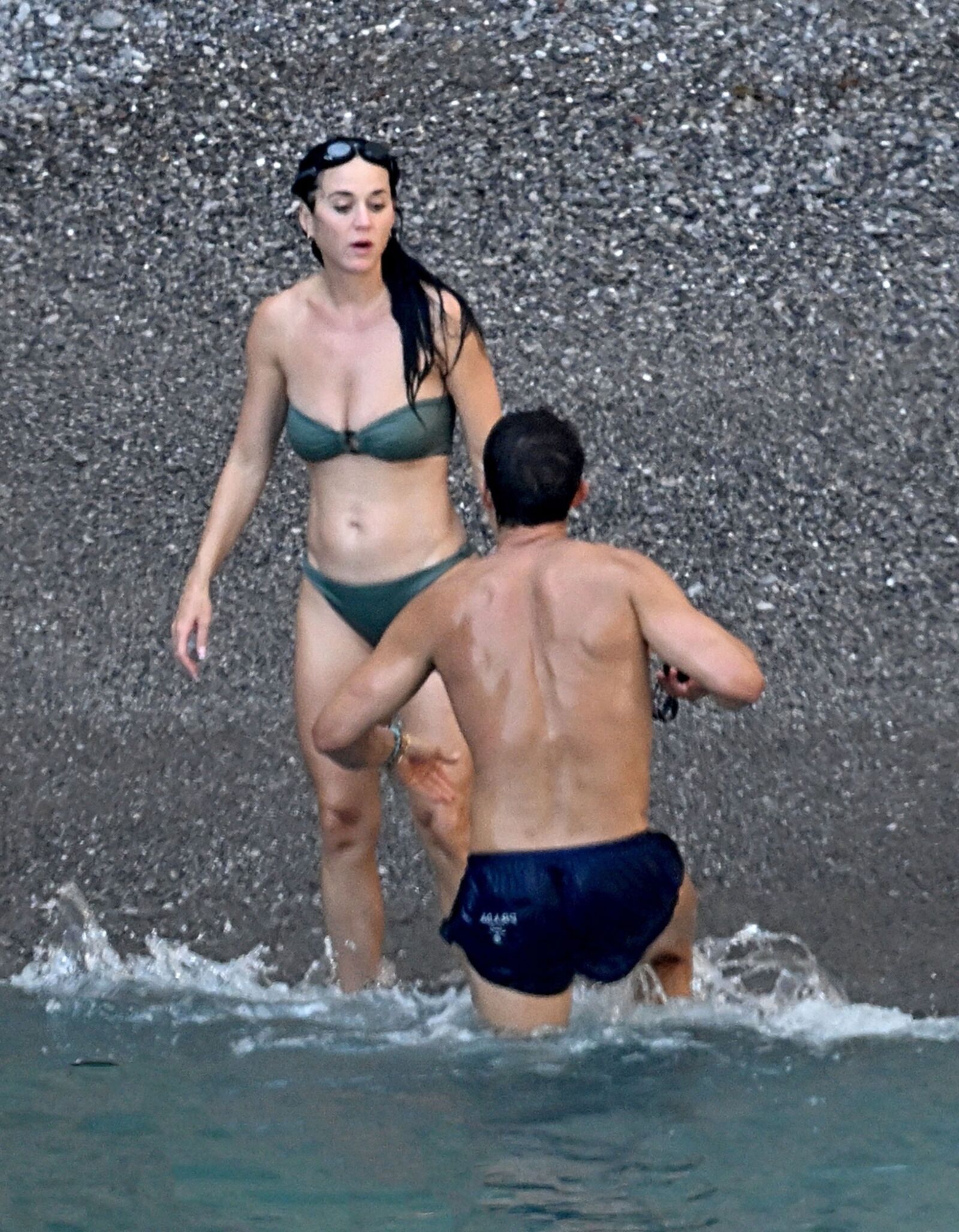 Katy Perry en bikini sexy lors d'une escapade italienne à Maiori