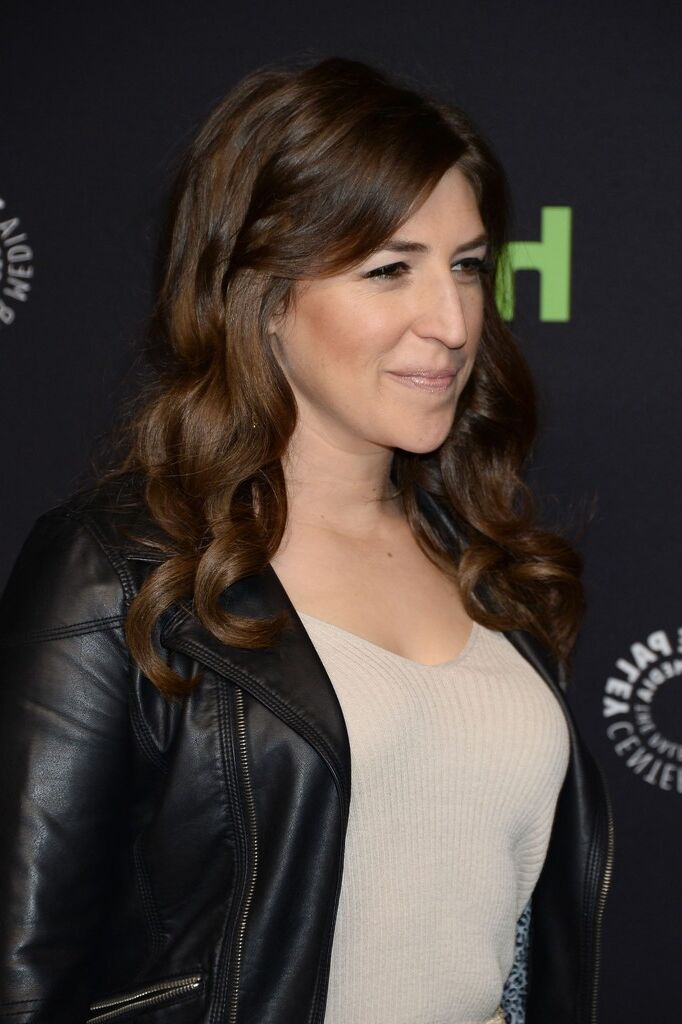 Titten Mayim Bialik