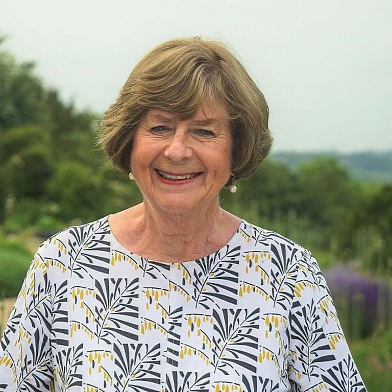 PAM AYRES