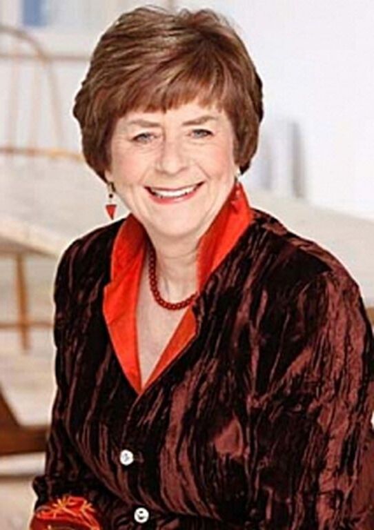 PAM AYRES