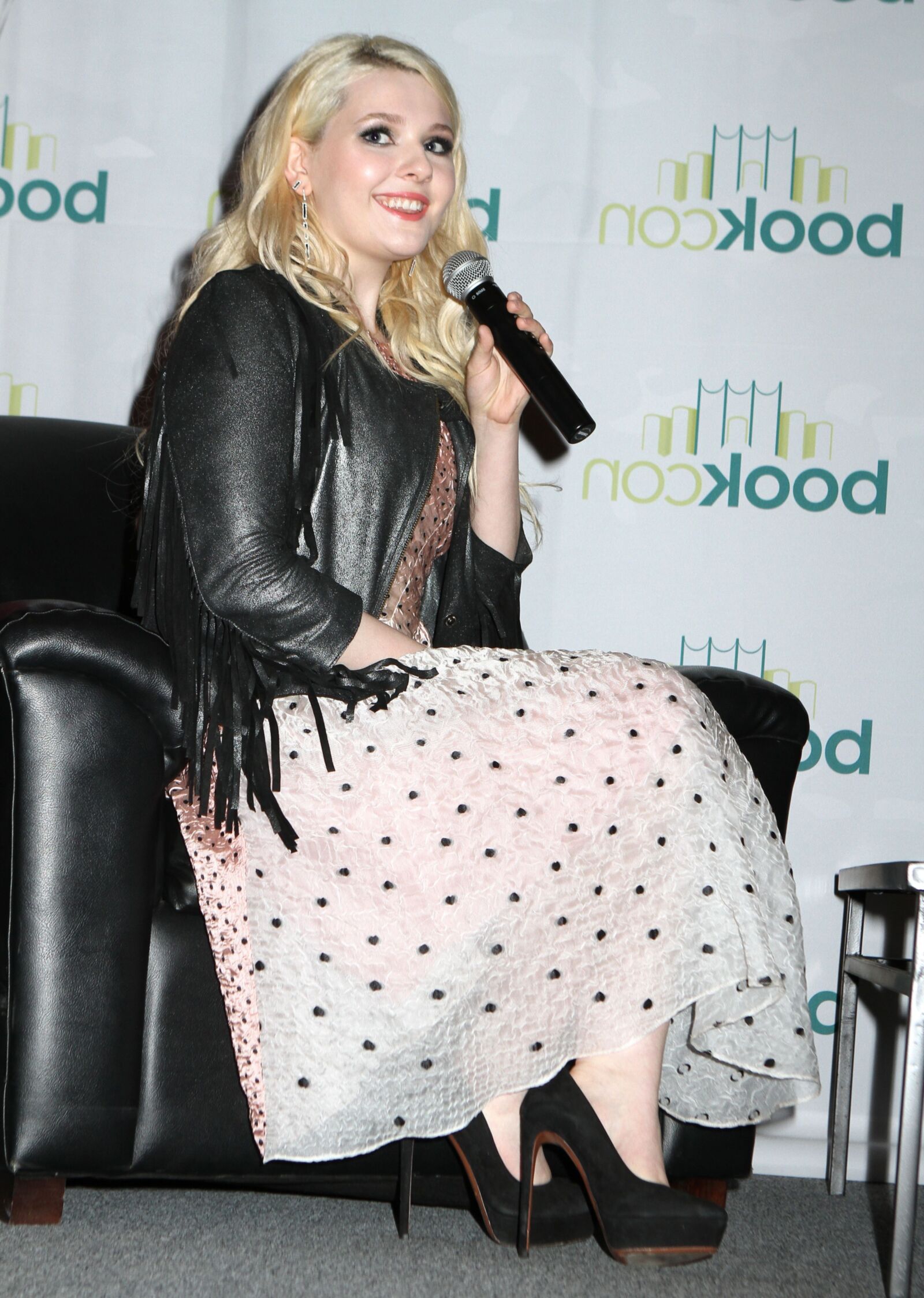 Abigail Breslin é super gostosa