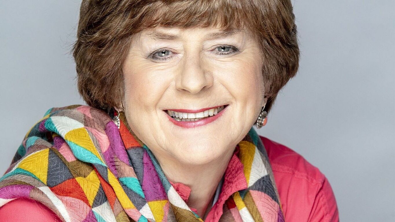 PAM AYRES