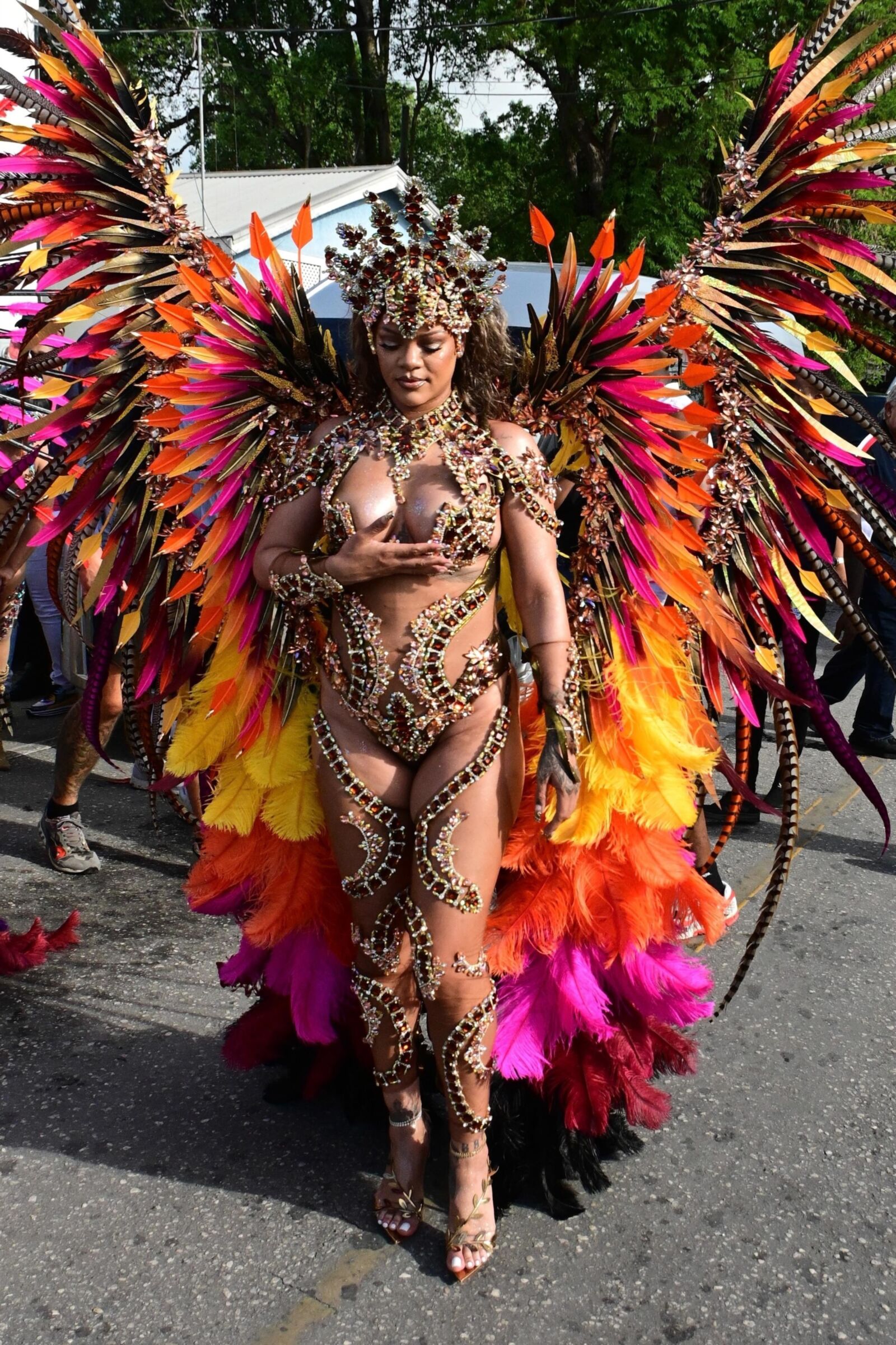 Rihanna hot cleavage at the carnival in Barbados 08/05/2024