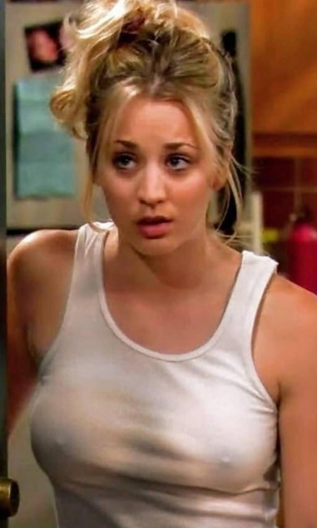 Kaley Cuoco   The Big Bang Theory   #1077