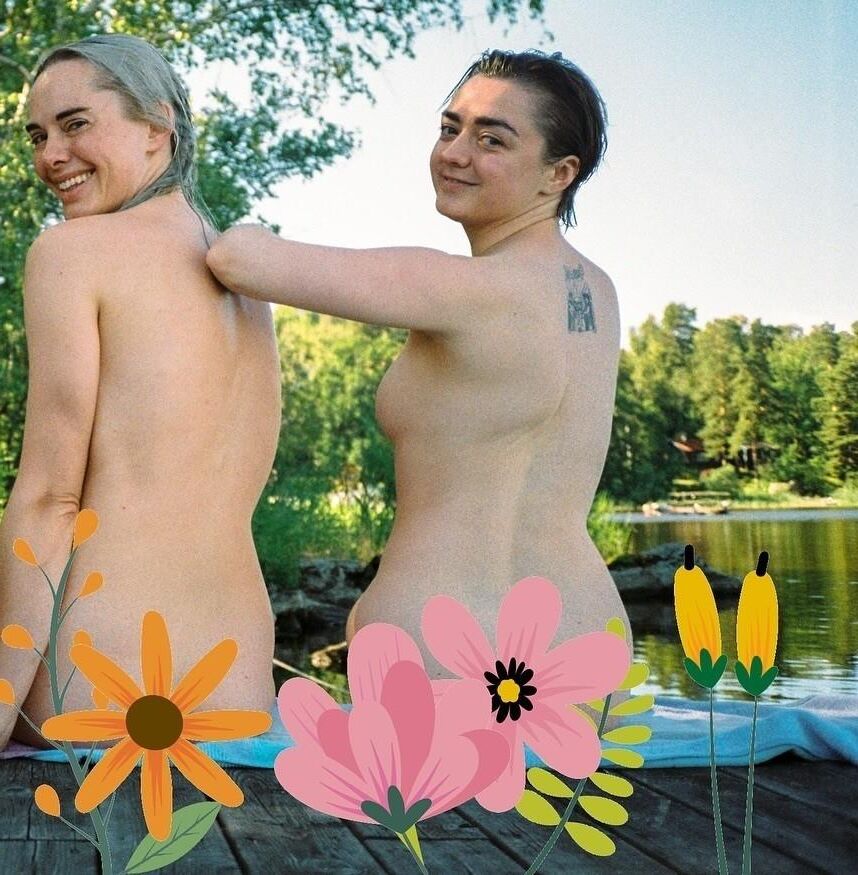 Maisie Williams with & without bikini at a lake (5 July 2024