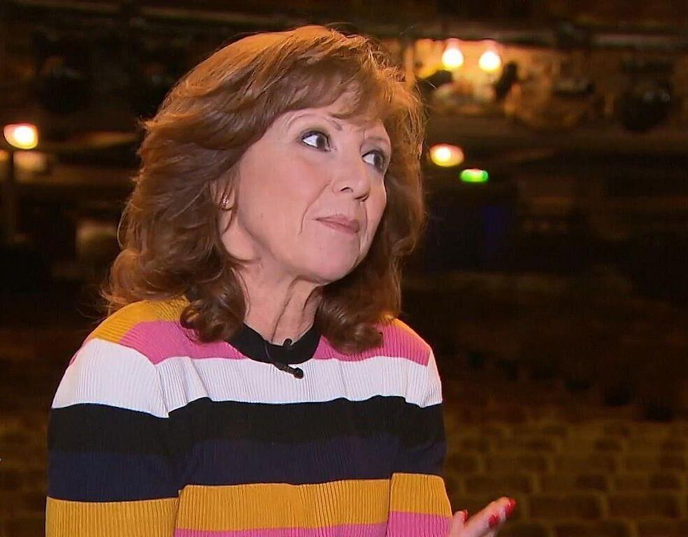 Dê uma punheta com BONNIE LANGFORD