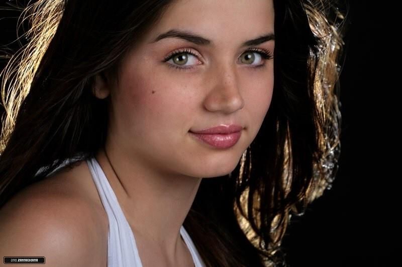 Ana de Armas es hermosa 1