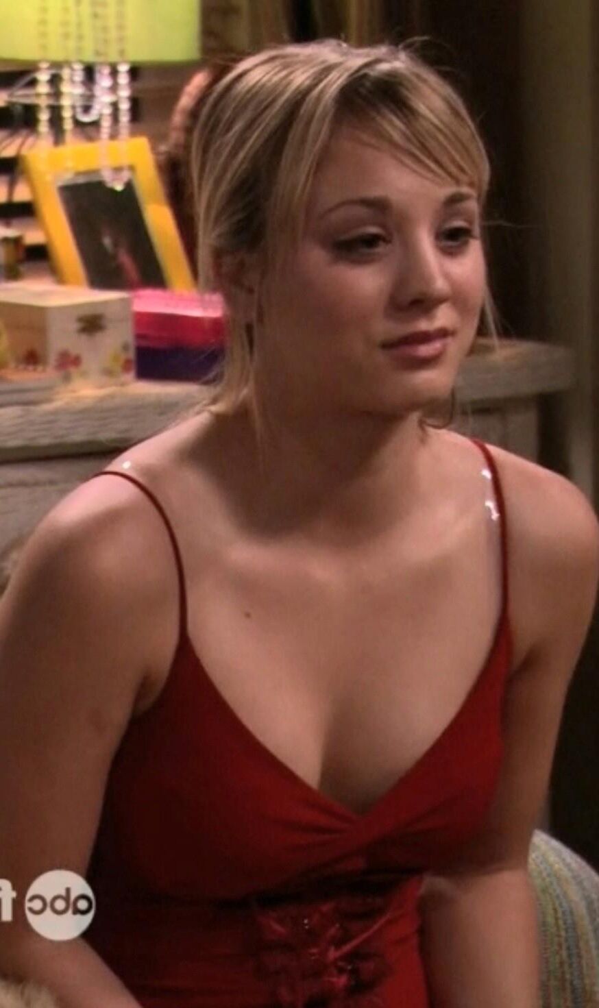 Kaley Cuoco   8 Simple Rules   #1075