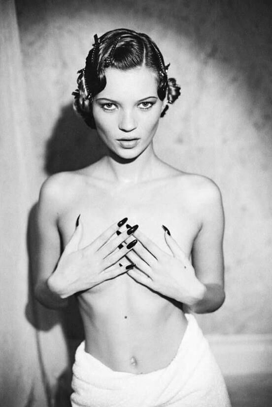 kate moss non nude 3