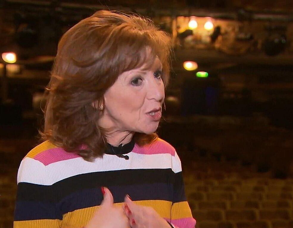 Dê uma punheta com BONNIE LANGFORD