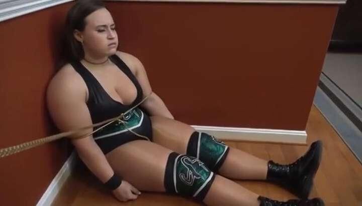 Jordynne Grace Pics