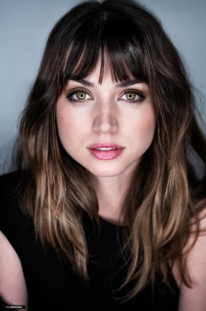 Ana de Armas is beautiful 2