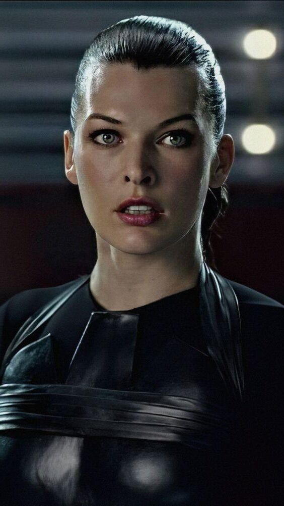 Milla Jovovich, mannequin actrice ukrainienne