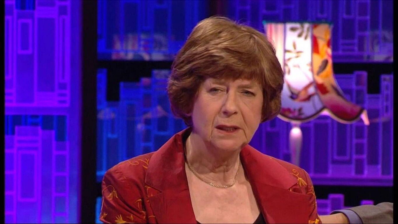 Masturbando com a sexy PAM AYRES