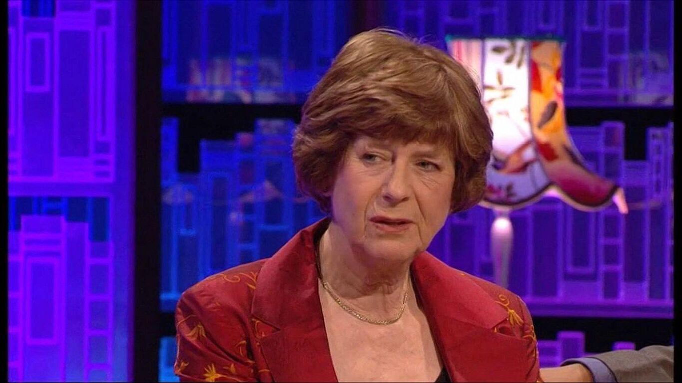 Masturbando com a sexy PAM AYRES