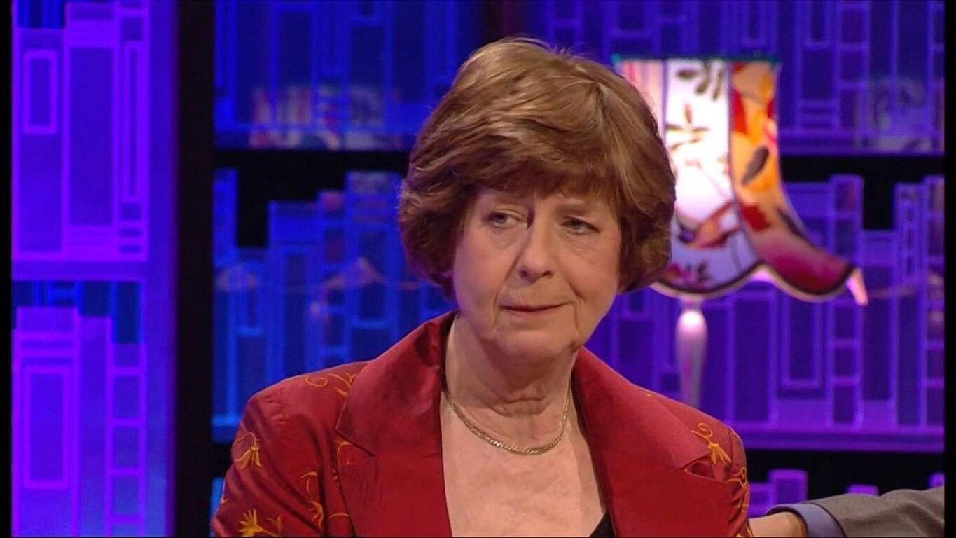 Masturbando com a sexy PAM AYRES