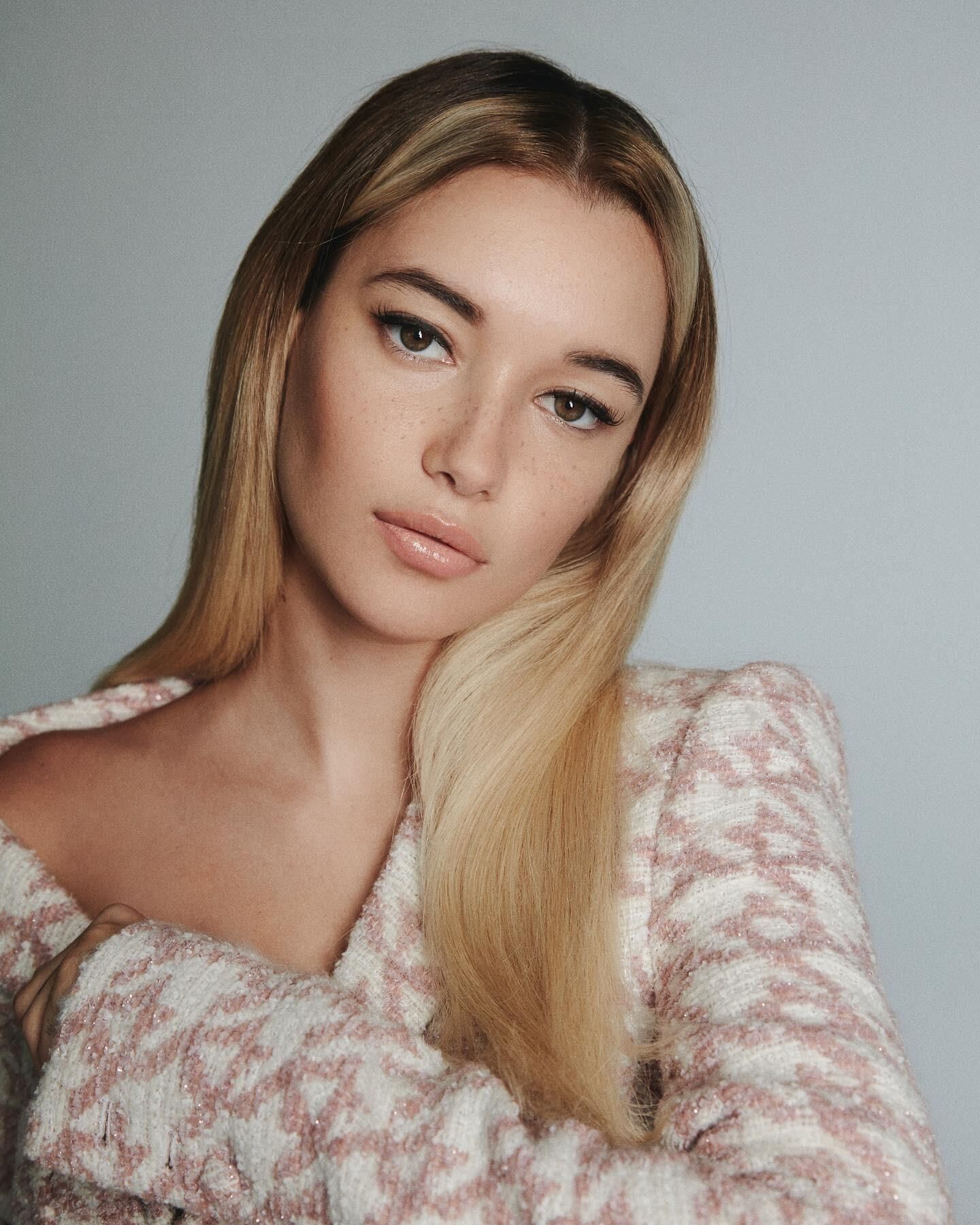 Sarah Snyder est une jolie petite salope 3