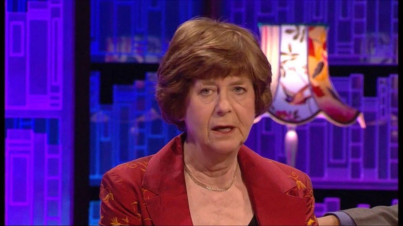 Masturbando com a sexy PAM AYRES