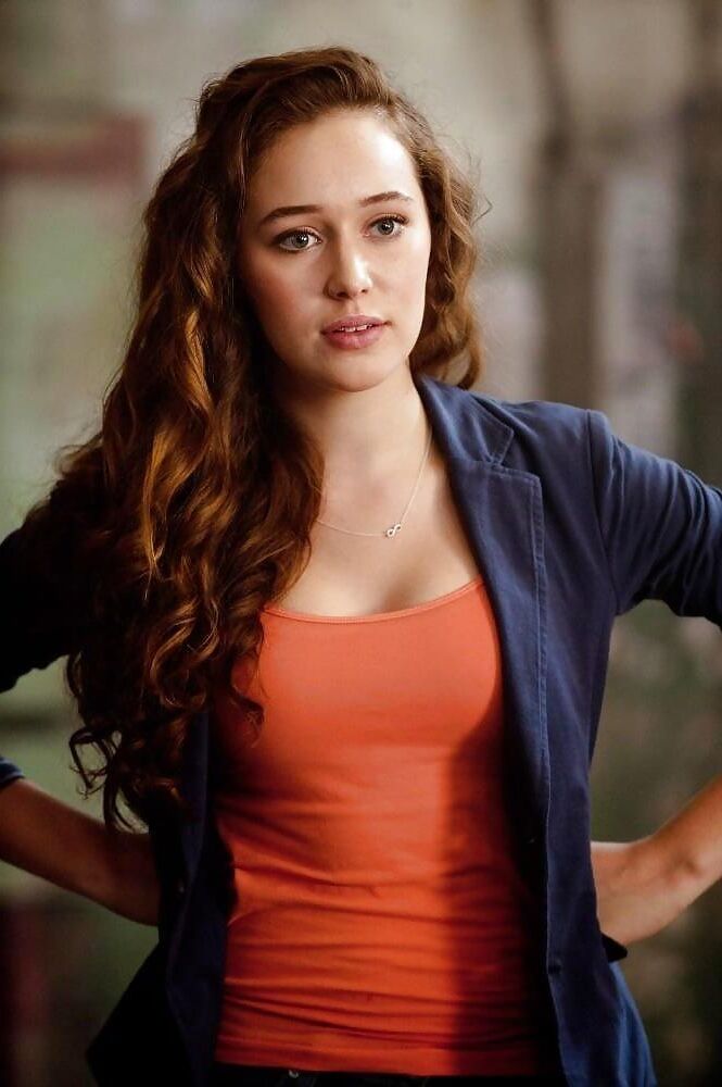 Alycia Debnam Carey