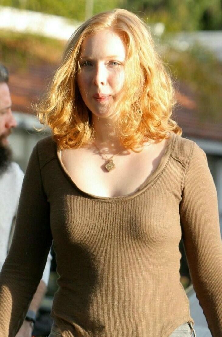 Molly Quinn   Misc   #1105