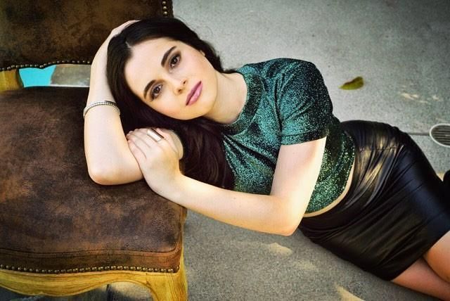 Vanessa Marano é gostosa