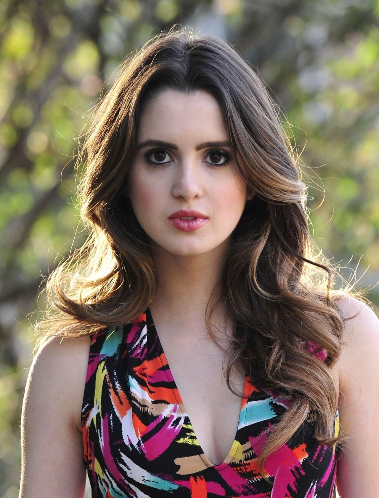 Laura Marano Tão sexy