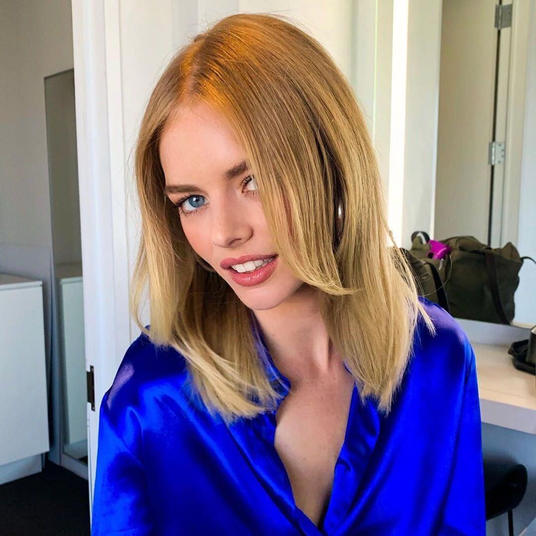 Samara Weaving Hottness