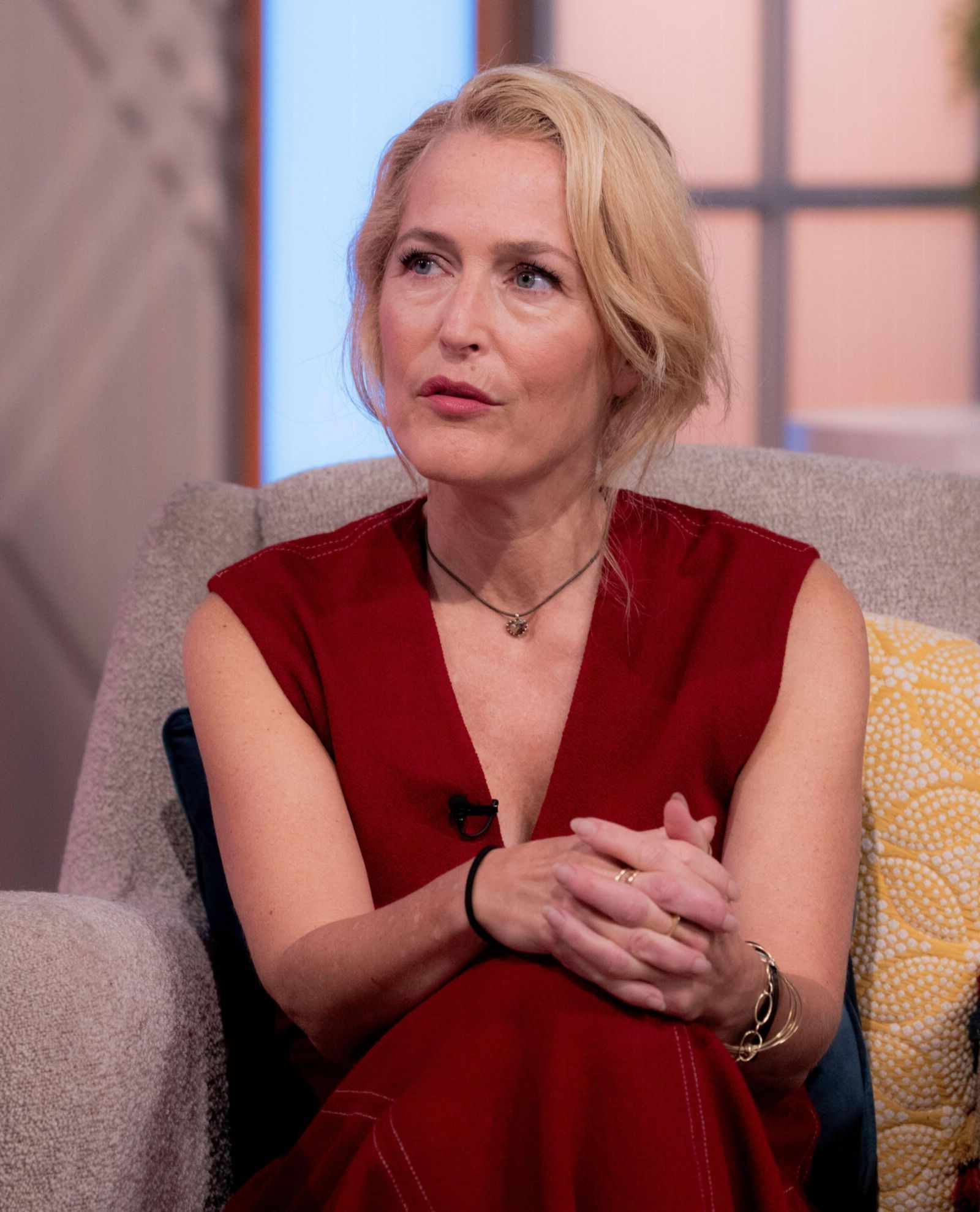 Gillian Anderson, programa de televisión de Lorraine, 09/09/2024