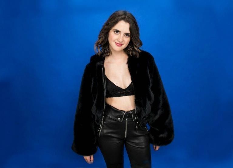 Laura Marano Tão sexy