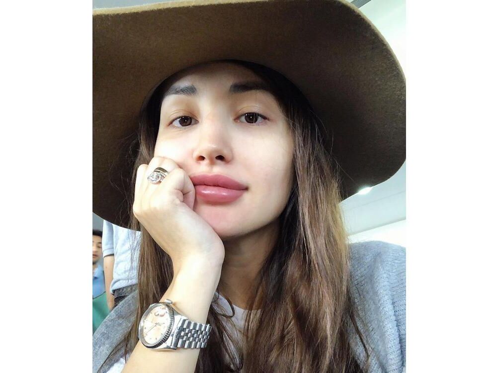 Atriz filipina Nathalie Hart