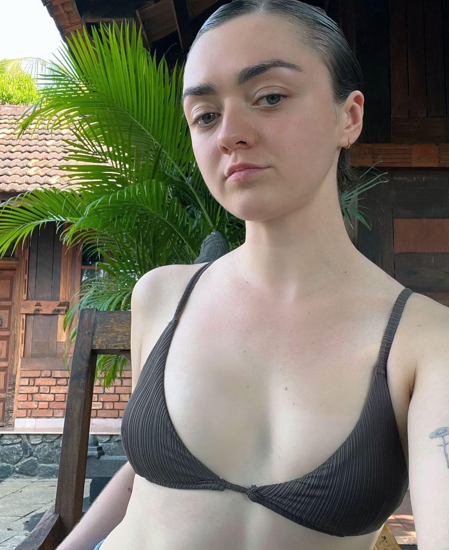 Digue Maisie Williams 2