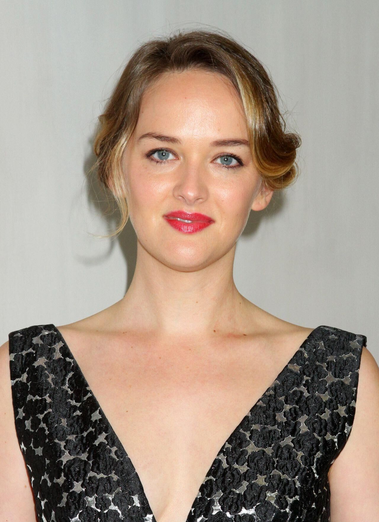 Jess Weixler