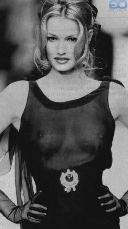 Karen Mulder