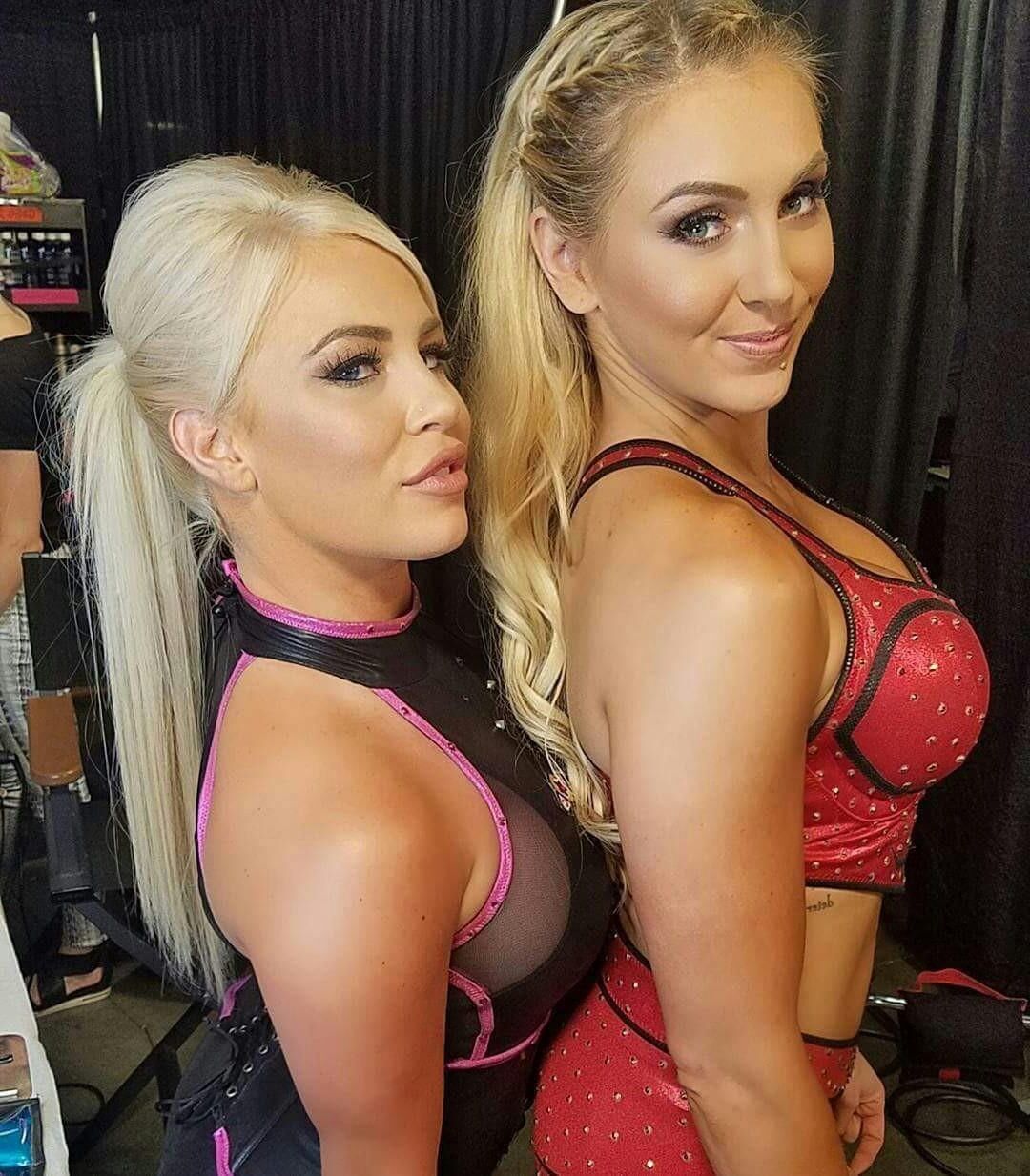 Pro Wrestling Sluts: Charlotte Flair