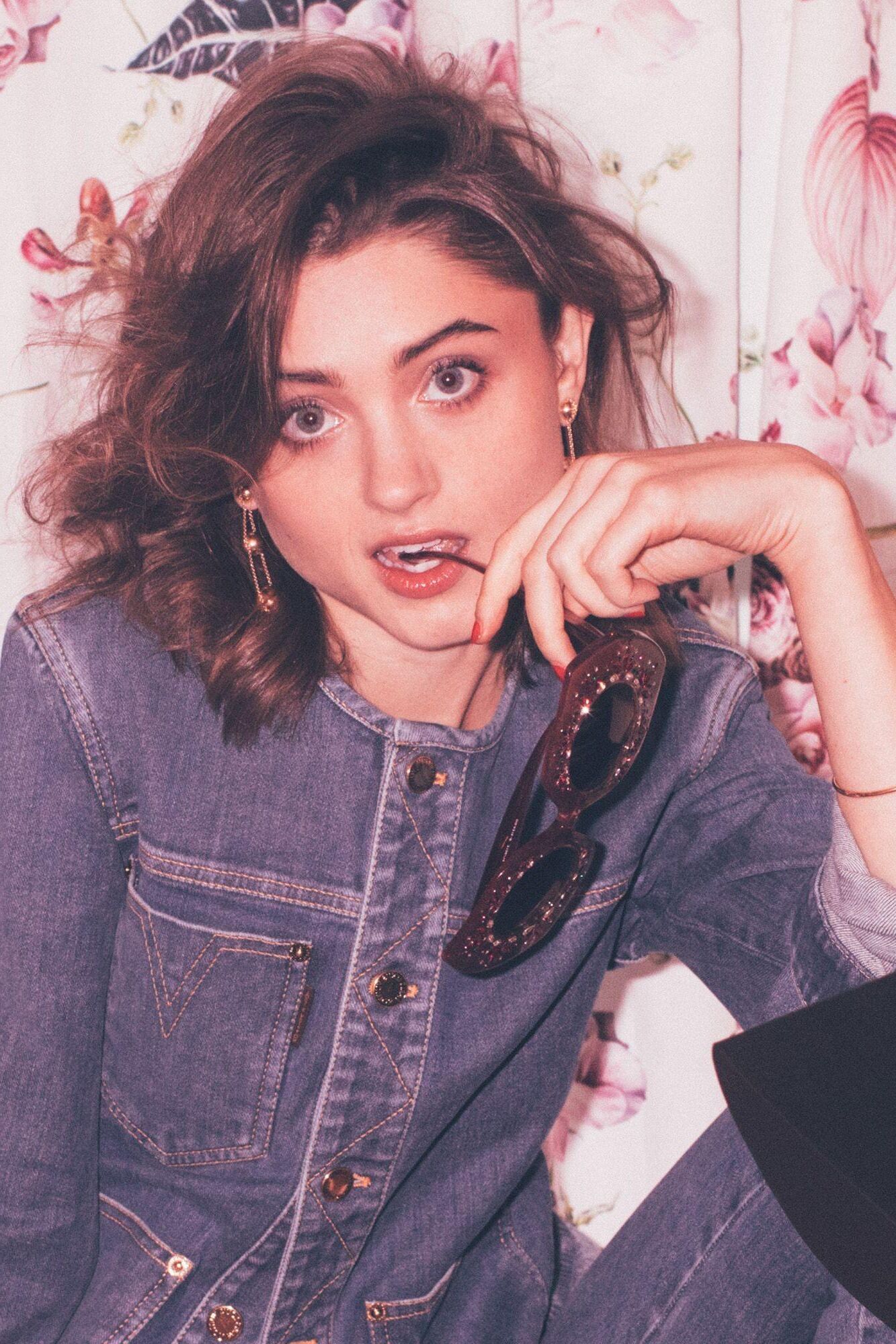 Natalia Dyer 3